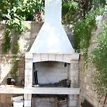 Double Hvar 141b Konukevi 3*